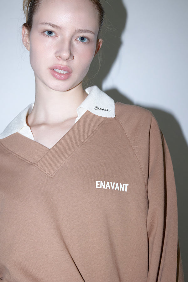 Enavant DYLAN V-NECK SWEATSHIRT in the color Tan