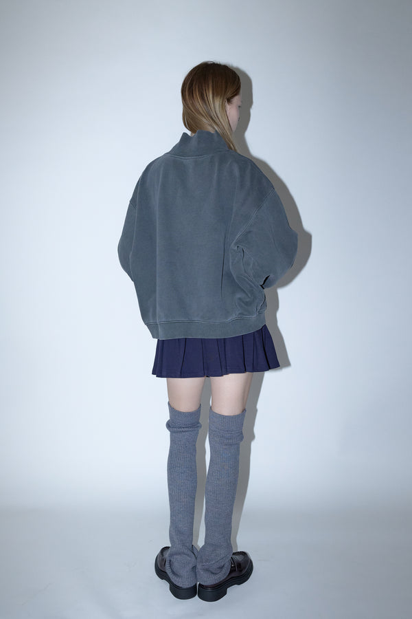 Enavant KNEE-HIGH LEG WARMER in the color Charcoal
