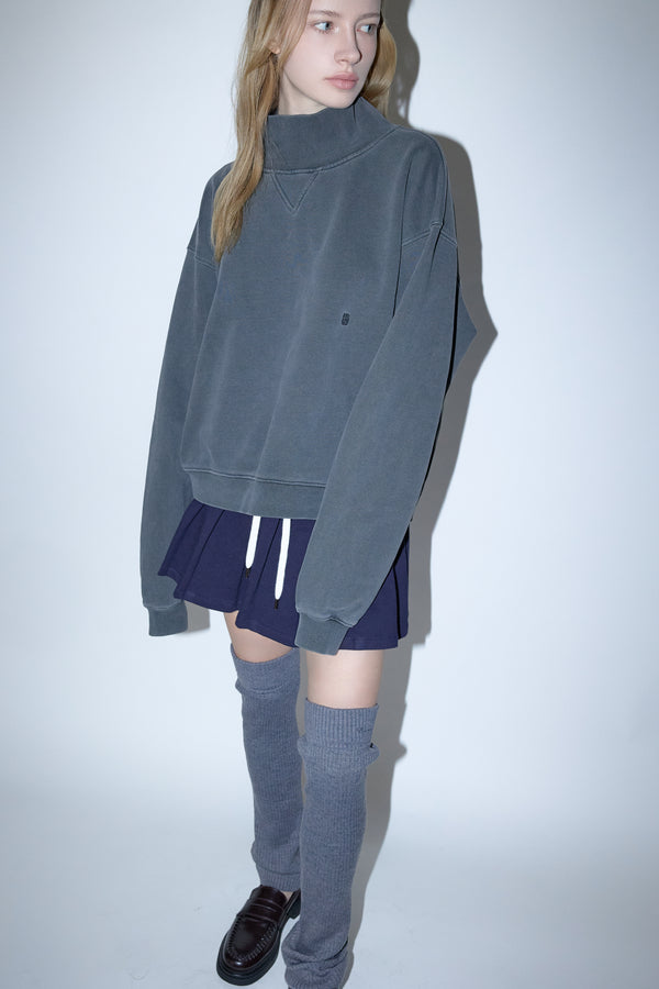 Enavant KNEE-HIGH LEG WARMER in the color Charcoal