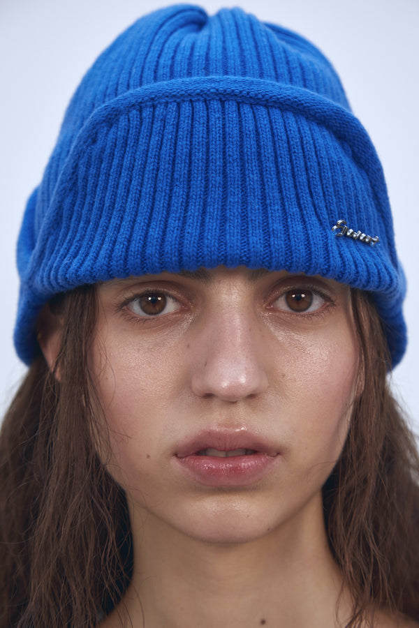 Enavant MERINO WOOL EARFLAP KNIT BEANIE in the color Blue