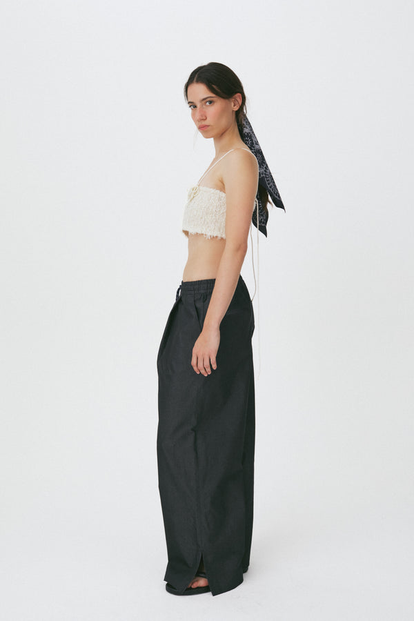 Enavant Wide-leg side slit pant in the color Dark Gray