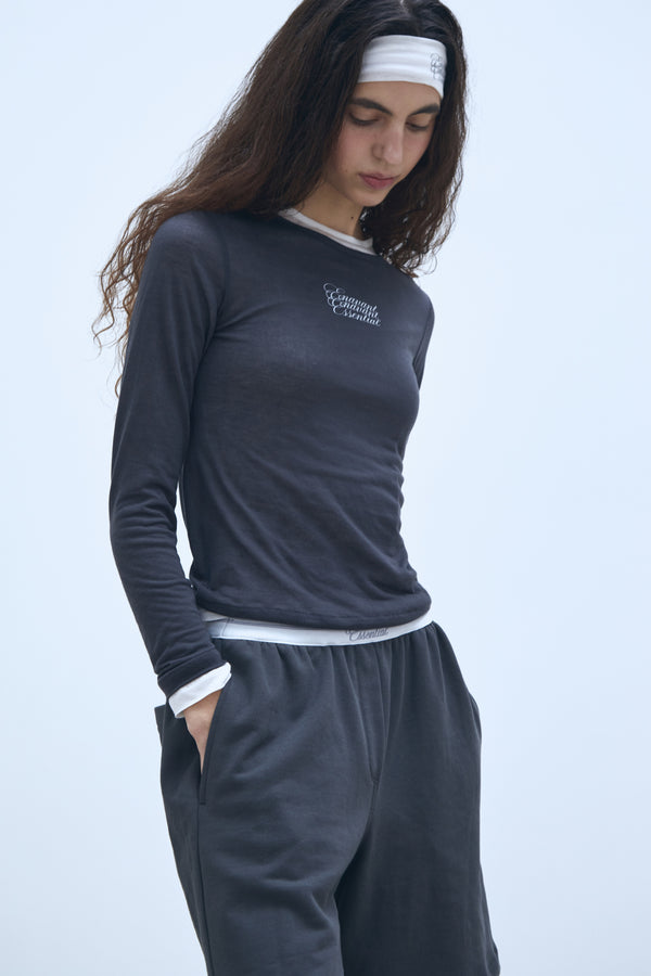 Enavant BERMUDA MIDI PANT in the color Charcoal