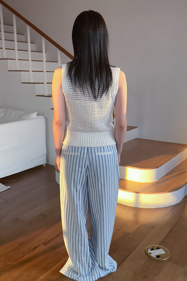 Enavant Knit button-up vest in the color Cream