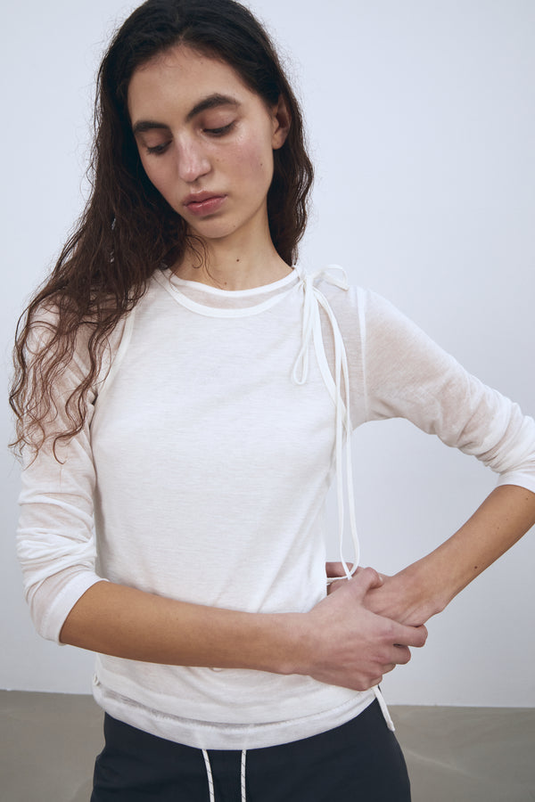 Enavant SLIM LONG-SLEEVE TOP in the color Ivory