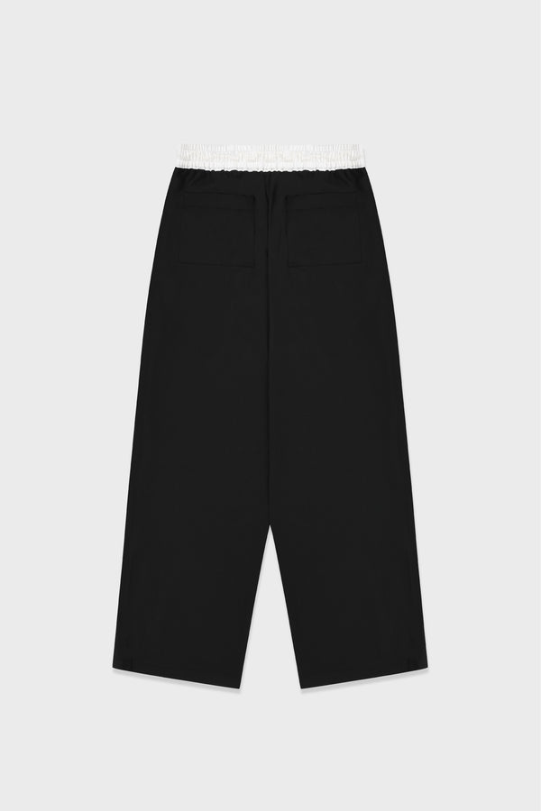 Enavant ALEX WIDE LEG PLEATED PANT in the color Black