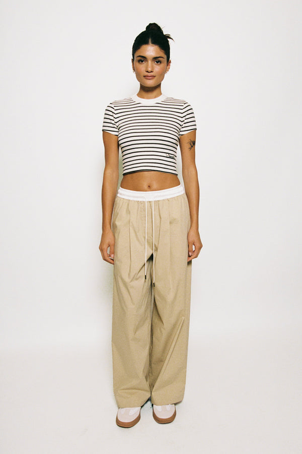 Enavant ALEX WIDE LEG PLEATED PANT in the color Beige