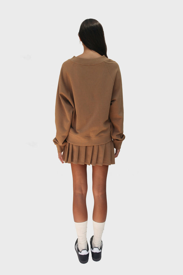 Enavant DYLAN V-NECK SWEATSHIRT in the color Tan