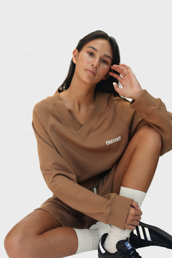 Enavant DYLAN V-NECK SWEATSHIRT in the color Tan