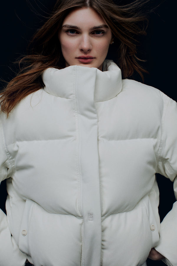 Enavant DOWN PUFFER JACKET in the color Ivory