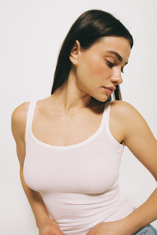 Enavant LEX VISCOSE RIBBED TANK in the color White