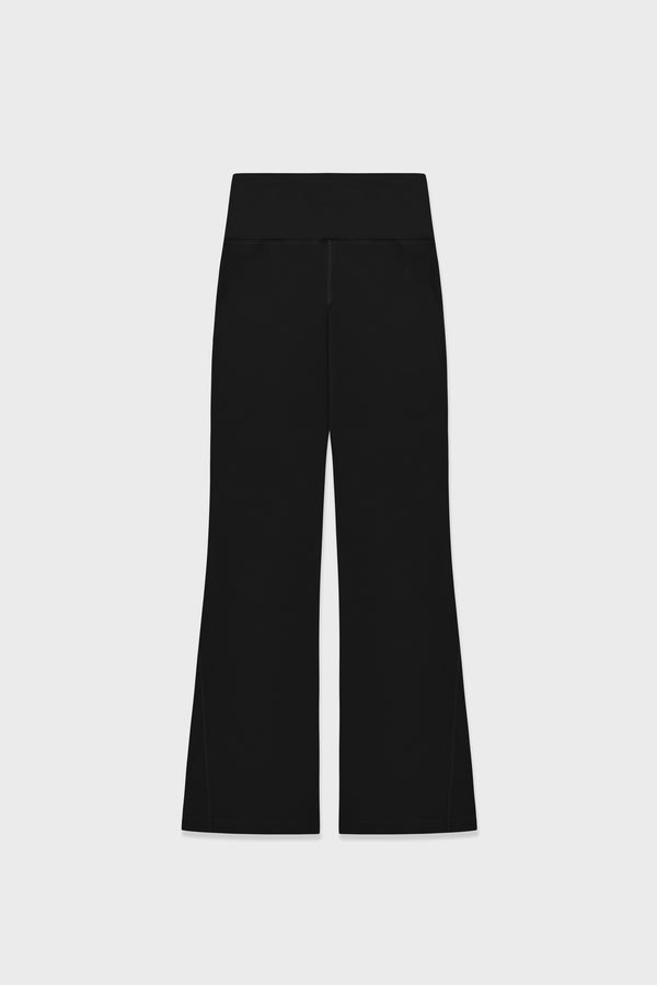 Enavant OPEN-HEM FLARED PANT in the color Black