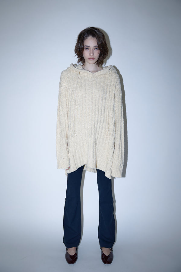 Enavant OVERSIZED KNIT HOODIE in the color Beige