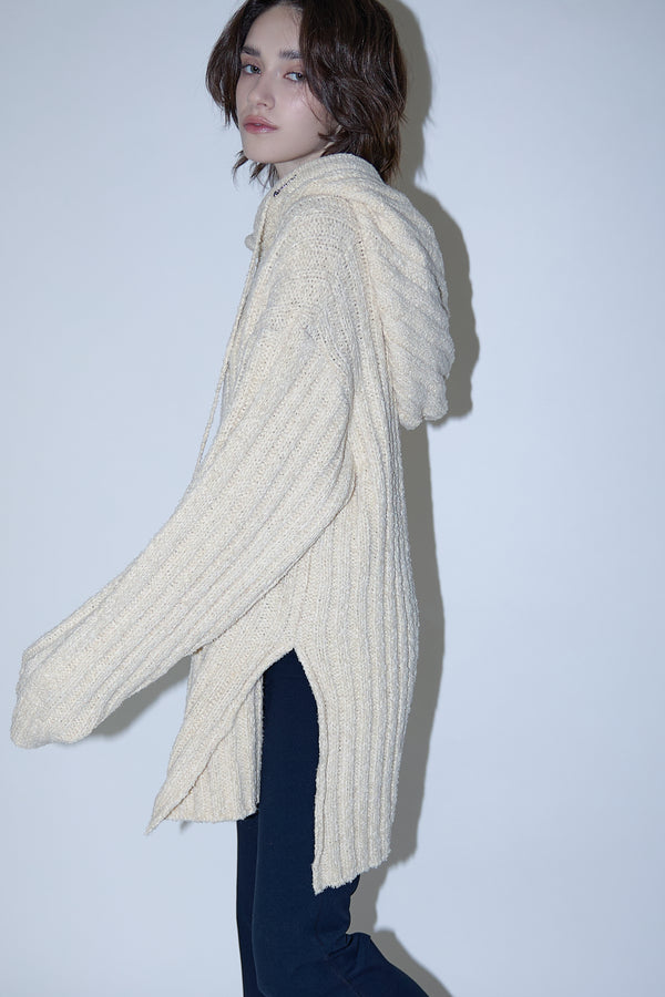 Enavant OVERSIZED KNIT HOODIE in the color Beige