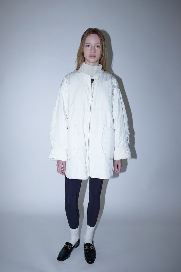 Enavant OVERSIZED LIGHT PADDED JACKET in the color Ivory