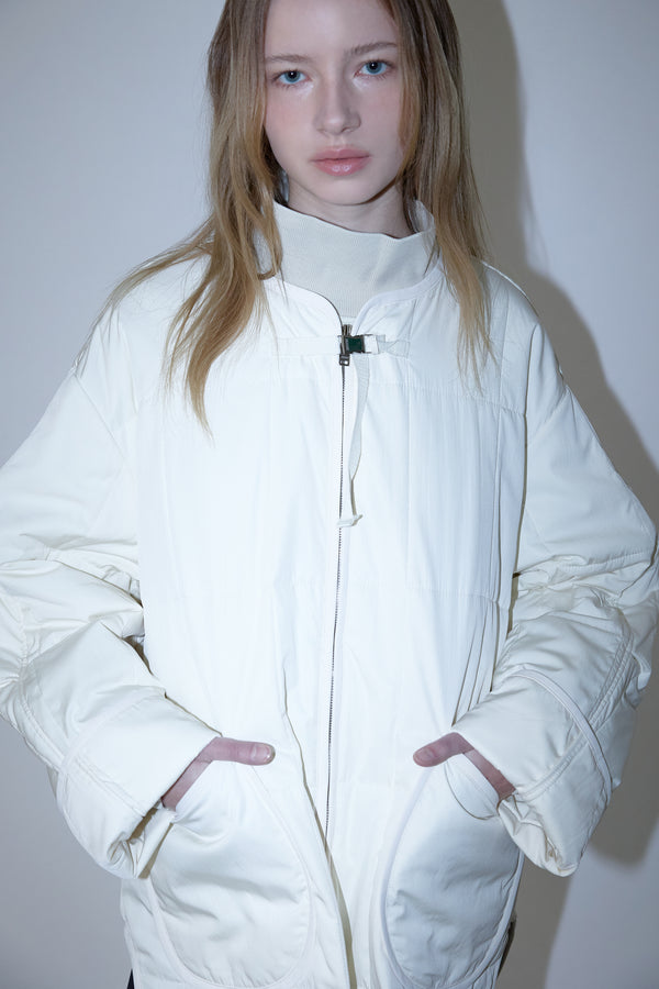 Enavant OVERSIZED LIGHT PADDED JACKET in the color Ivory