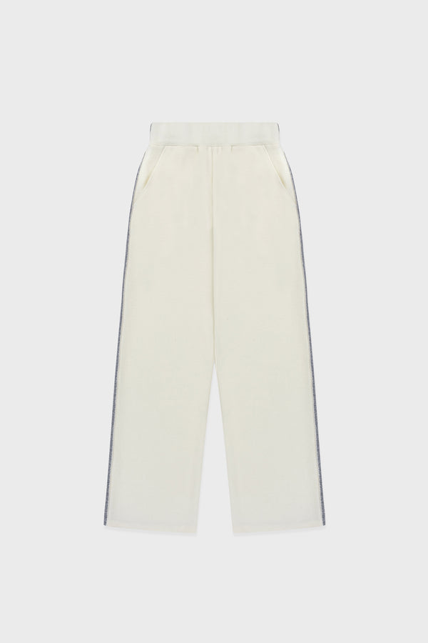 Enavant SIDE TRIM SEMI-WIDE PANT in the color Cream
