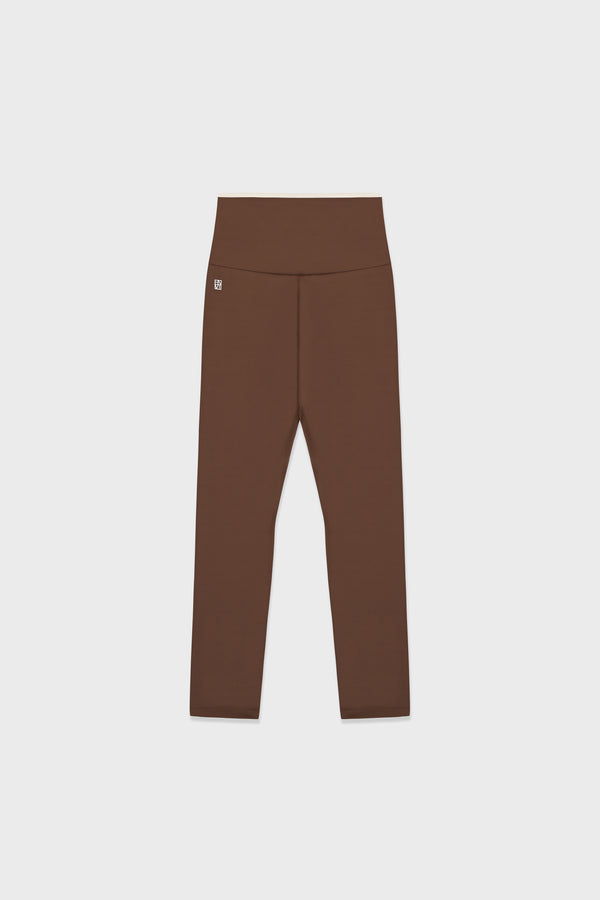 Enavant TRIM WAISTLINE LEGGING in the color Brown