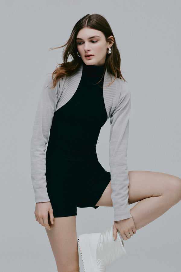 Enavant VELOUR KNIT SHRUG in the color Light Gray