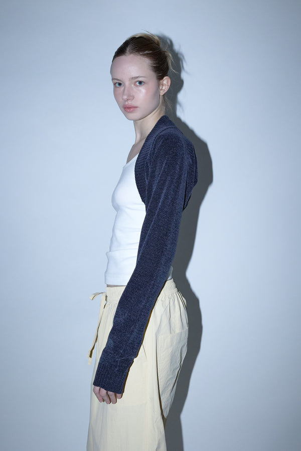 Enavant VELOUR KNIT SHRUG in the color Charcoal